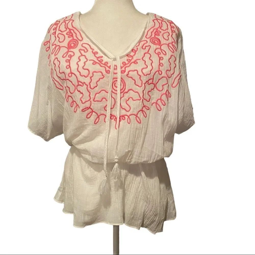 Hayden Embroidered Top - Picture 1 of 11